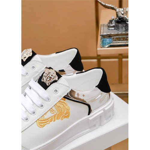 Cheap Versace Casual Shoes For Men #546732 Replica Wholesale [$76.00 USD] [ITEM#546732] on Replica Versace Flat Shoes