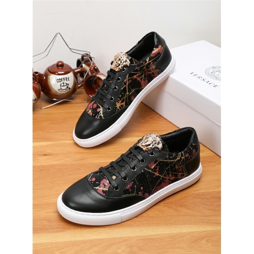 Cheap Versace Casual Shoes For Men #546967 Replica Wholesale [$72.00 USD] [ITEM#546967] on Replica Versace Flat Shoes