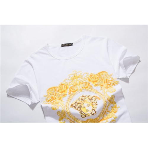 Cheap Versace T-Shirts Short Sleeved For Men #548176 Replica Wholesale [$24.00 USD] [ITEM#548176] on Replica Versace T-Shirts