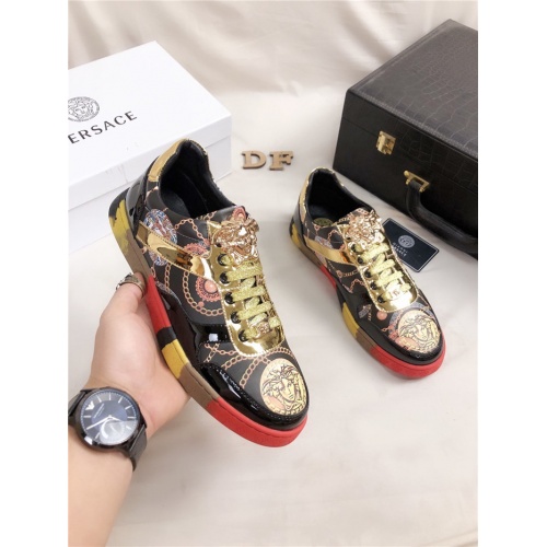 Cheap Versace Casual Shoes For Men #548684 Replica Wholesale [$72.00 USD] [ITEM#548684] on Replica Versace Shoes