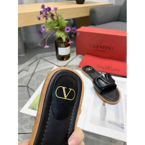 Cheap Valentino Slippers For Women #549704 Replica Wholesale [$60.00 USD] [ITEM#549704] on Replica Valentino Slippers