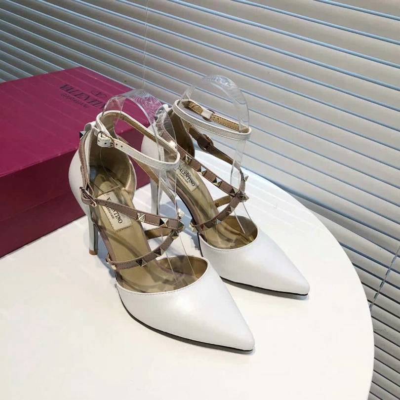 Cheap Valentino HighHeeled Shoes For Women 549630