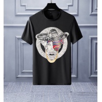 Cheap Versace Tracksuits Short Sleeved For Men #553217 Replica Wholesale [$68.00 USD] [ITEM#553217] on Replica Versace Tracksuits