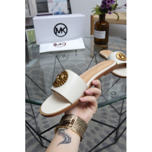 Cheap Michael Kors Slippers For Women #554131 Replica Wholesale [$68.00 USD] [ITEM#554131] on Replica Michael Kors Shoes
