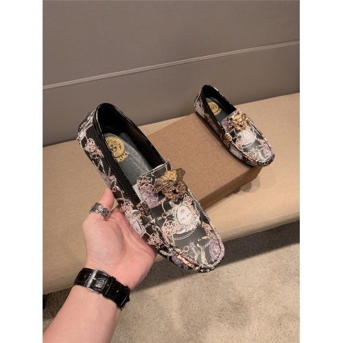Cheap Versace Casual Shoes For Men #554793 Replica Wholesale [$69.00 USD] [ITEM#554793] on Replica Versace Flat Shoes