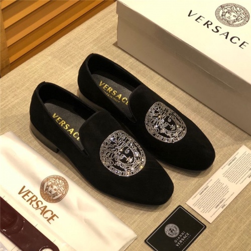 Cheap Versace Casual Shoes For Men #556588 Replica Wholesale [$76.00 USD] [ITEM#556588] on Replica Versace Flat Shoes