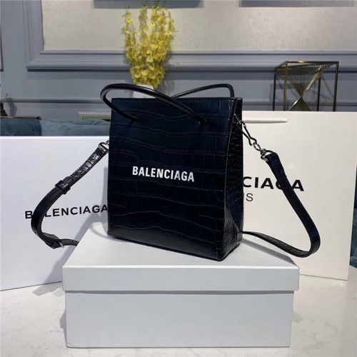 Cheap Balenciaga AAA Quality Messenger Bags #558607 Replica Wholesale [$97.00 USD] [ITEM#558607] on Replica Balenciaga AAA Quality Messenger Bags