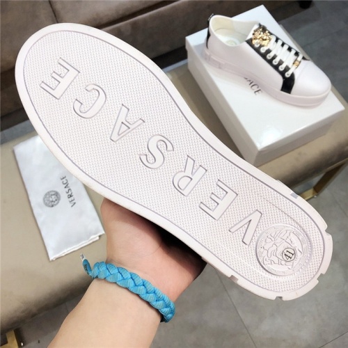 Cheap Versace Casual Shoes For Men #559322 Replica Wholesale [$74.00 USD] [ITEM#559322] on Replica Versace Flat Shoes