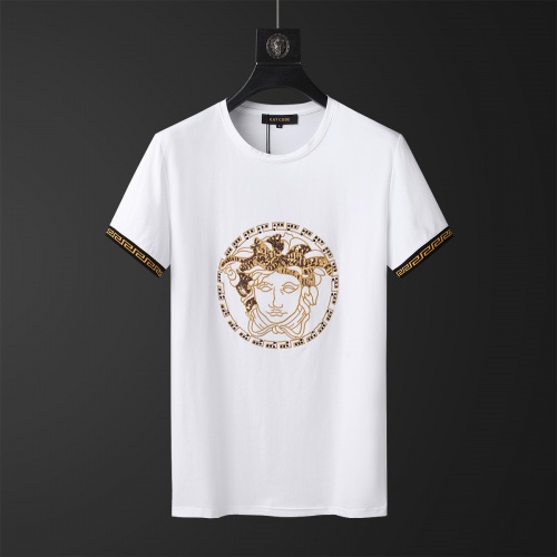 Cheap Versace Tracksuits Short Sleeved For Men #562491 Replica Wholesale [$68.00 USD] [ITEM#562491] on Replica Versace Tracksuits