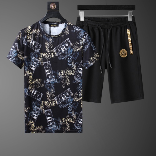 Cheap Versace Tracksuits Short Sleeved For Men #562522 Replica Wholesale [$64.00 USD] [ITEM#562522] on Replica Versace Tracksuits