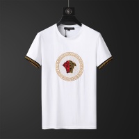 Cheap Versace Tracksuits Short Sleeved For Men #562470 Replica Wholesale [$68.00 USD] [ITEM#562470] on Replica Versace Tracksuits