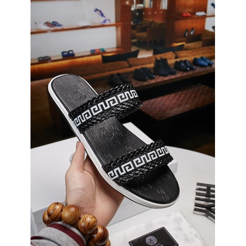 Cheap Versace Slippers For Men #752867 Replica Wholesale [$43.00 USD] [ITEM#752867] on Replica Versace Slippers