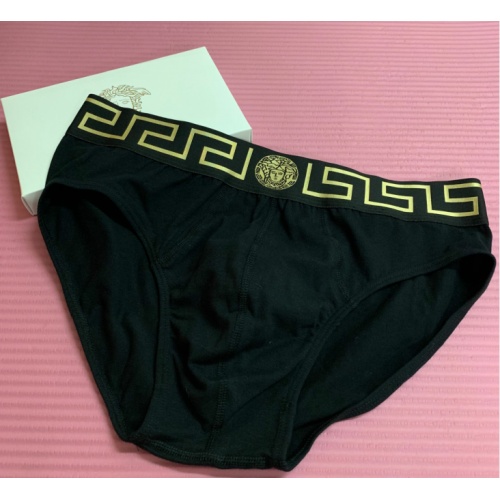 Cheap Versace Underwears For Men #755362 Replica Wholesale [$11.00 USD] [ITEM#755362] on Replica Versace Underwears