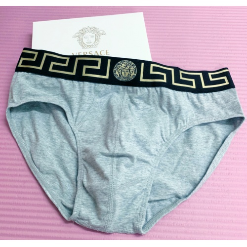 Cheap Versace Underwears For Men #755364 Replica Wholesale [$11.00 USD] [ITEM#755364] on Replica Versace Underwears