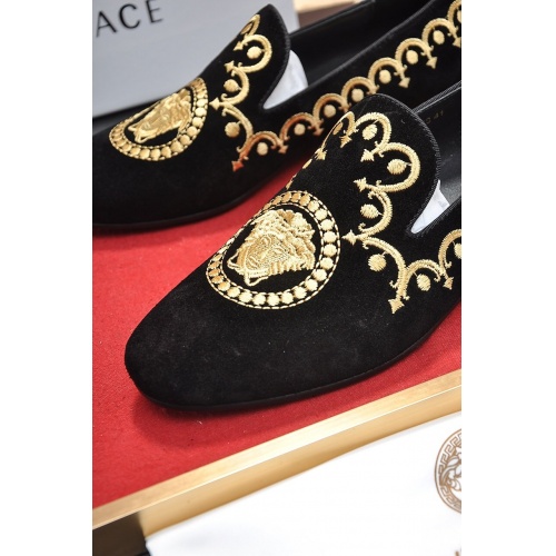 Cheap Versace Casual Shoes For Men #755506 Replica Wholesale [$78.00 USD] [ITEM#755506] on Replica Versace Flat Shoes