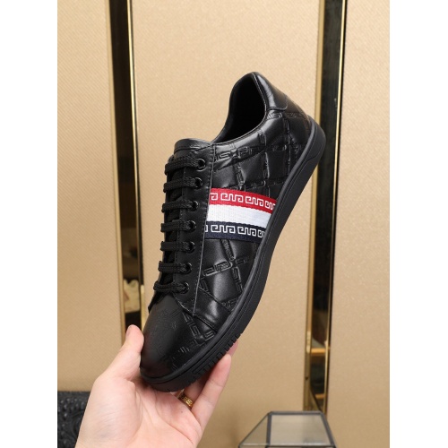 Cheap Versace Casual Shoes For Men #755795 Replica Wholesale [$86.00 USD] [ITEM#755795] on Replica Versace Flat Shoes