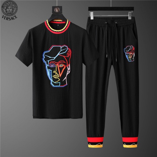 Cheap Versace Tracksuits Short Sleeved For Men #755848 Replica Wholesale [$82.00 USD] [ITEM#755848] on Replica Versace Tracksuits