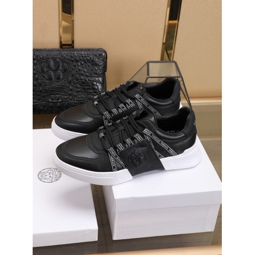 Cheap Versace Casual Shoes For Men #755859 Replica Wholesale [$86.00 USD] [ITEM#755859] on Replica Versace Flat Shoes
