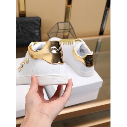 Cheap Versace Casual Shoes For Men #756006 Replica Wholesale [$83.00 USD] [ITEM#756006] on Replica Versace Flat Shoes