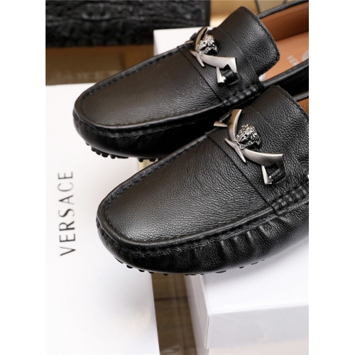 Cheap Versace Casual Shoes For Men #756121 Replica Wholesale [$81.00 USD] [ITEM#756121] on Replica Versace Flat Shoes