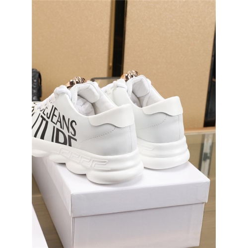 Cheap Versace Casual Shoes For Men #756267 Replica Wholesale [$82.00 USD] [ITEM#756267] on Replica Versace Shoes