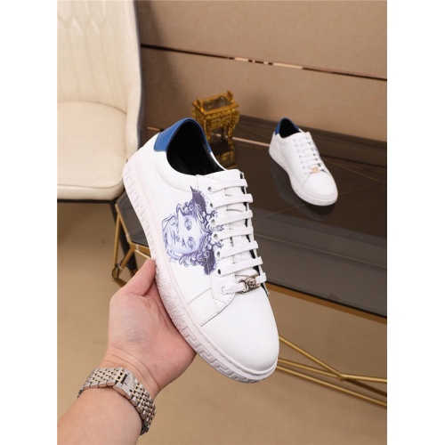 Cheap Versace Casual Shoes For Men #757953 Replica Wholesale [$76.00 USD] [ITEM#757953] on Replica Versace Shoes