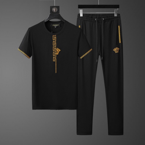 Cheap Versace Tracksuits Short Sleeved For Men #758028 Replica Wholesale [$68.00 USD] [ITEM#758028] on Replica Versace Tracksuits