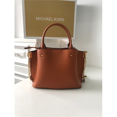 Cheap Michael Kors AAA Quality Messenger Bags For Women #758624 Replica Wholesale [$101.00 USD] [ITEM#758624] on Replica Michael Kors AAA Messenger Bags