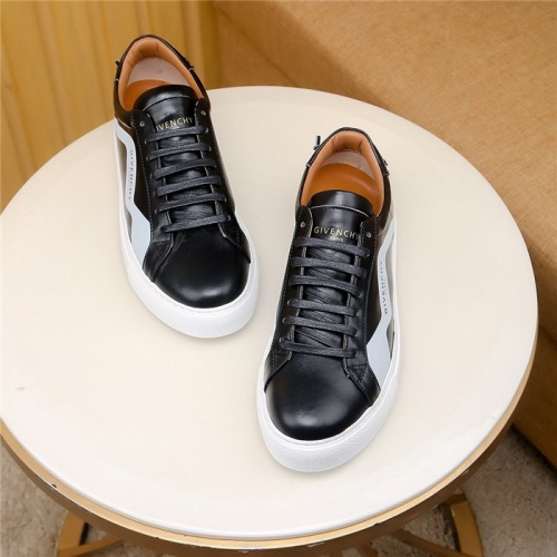 Cheap Givenchy Casual Shoes For Men #759962 Replica Wholesale [$72.00 USD] [ITEM#759962] on Replica Givenchy Casual Shoes