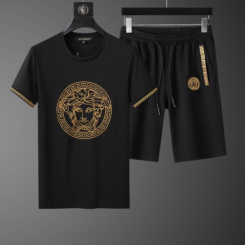 Cheap Versace Tracksuits Short Sleeved For Men #761013 Replica Wholesale [$64.00 USD] [ITEM#761013] on Replica Versace Tracksuits