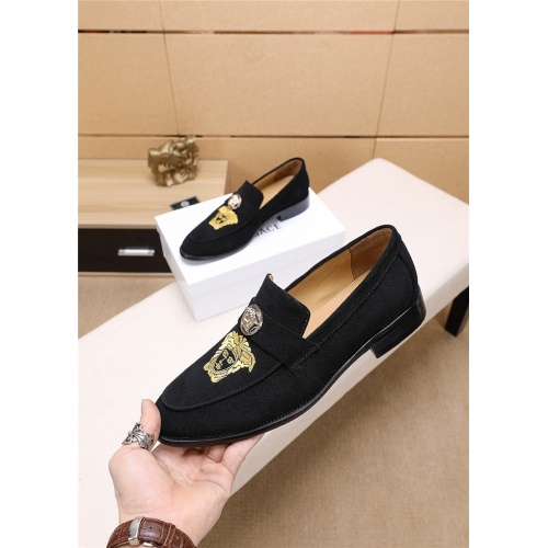 Cheap Versace Leather Shoes For Men #761125 Replica Wholesale [$80.00 USD] [ITEM#761125] on Replica Versace Leather Shoes