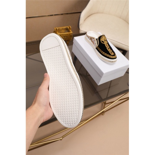 Cheap Versace Casual Shoes For Men #761510 Replica Wholesale [$68.00 USD] [ITEM#761510] on Replica Versace Shoes