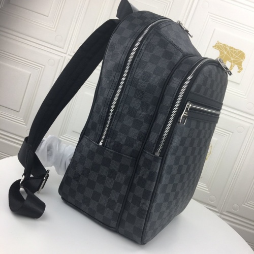 Cheap Louis Vuitton LV AAA Man Backpacks For Men #763083 Replica Wholesale [$92.00 USD] [ITEM#763083] on Replica Louis Vuitton LV AAA Man Backpacks