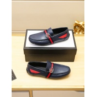 Versace Casual Shoes For Men #757181