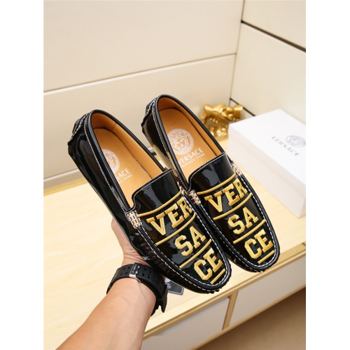 Cheap Versace Casual Shoes For Men #763449 Replica Wholesale [$64.00 USD] [ITEM#763449] on Replica Versace Shoes