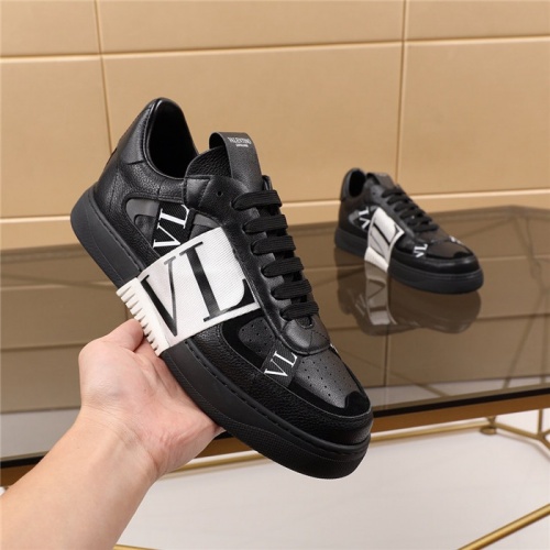 Cheap Valentino Casual shoes For Men #764147 Replica Wholesale [$82.00 USD] [ITEM#764147] on Replica Valentino Casual Shoes