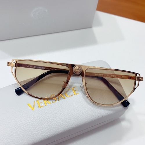 Cheap Versace AAA Quality Sunglasses #764307 Replica Wholesale [$61.00 USD] [ITEM#764307] on Replica Versace AAA Quality Sunglasses