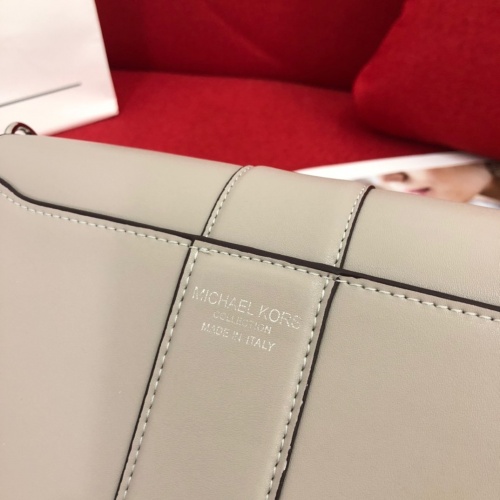 Cheap Michael Kors AAA Quality Messenger Bags For Women #765858 Replica Wholesale [$97.00 USD] [ITEM#765858] on Replica Michael Kors AAA Messenger Bags