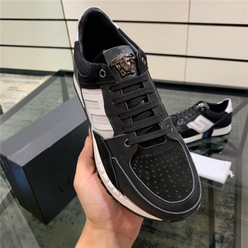 Cheap Versace Casual Shoes For Men #770527 Replica Wholesale [$85.00 USD] [ITEM#770527] on Replica Versace Shoes