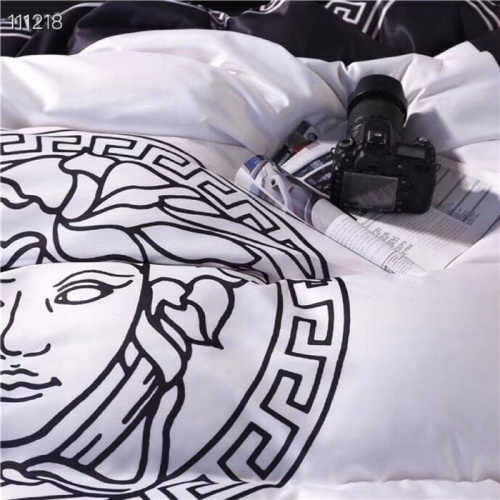Cheap Versace Bedding #770845 Replica Wholesale [$98.00 USD] [ITEM#770845] on Replica Versace Bedding