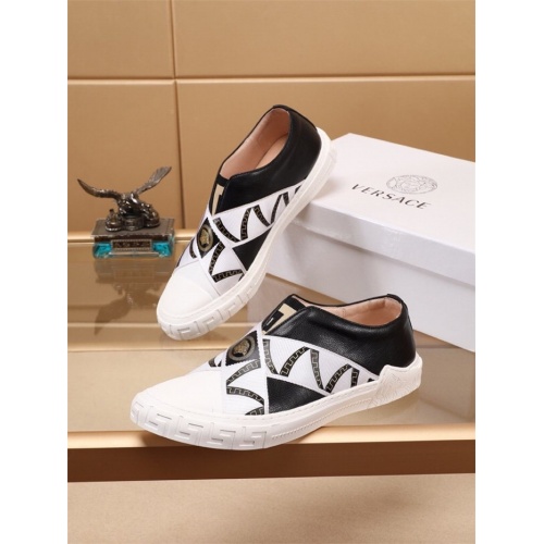 Cheap Versace Casual Shoes For Men #772167 Replica Wholesale [$76.00 USD] [ITEM#772167] on Replica Versace Shoes
