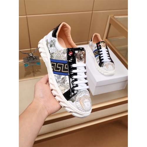 Cheap Versace Casual Shoes For Men #772255 Replica Wholesale [$76.00 USD] [ITEM#772255] on Replica Versace Shoes