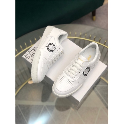Cheap Versace Casual Shoes For Men #774320 Replica Wholesale [$76.00 USD] [ITEM#774320] on Replica Versace Shoes