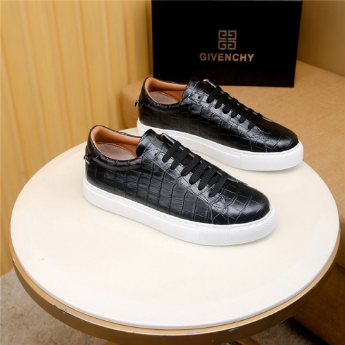 Cheap Givenchy Casual Shoes For Men #774799 Replica Wholesale [$73.00 USD] [ITEM#774799] on Replica Givenchy Casual Shoes