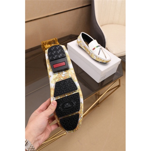 Cheap Versace Casual Shoes For Men #774883 Replica Wholesale [$72.00 USD] [ITEM#774883] on Replica Versace Shoes