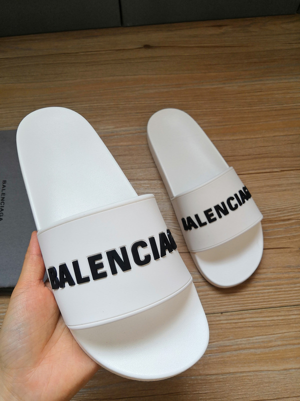 new balenciaga slippers