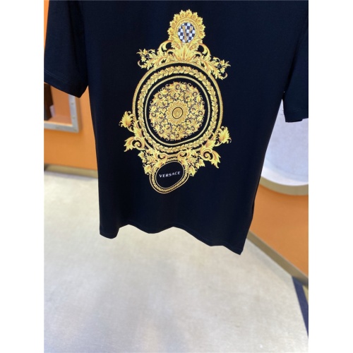 Cheap Versace T-Shirts Short Sleeved For Men #775322 Replica Wholesale [$43.00 USD] [ITEM#775322] on Replica Versace T-Shirts