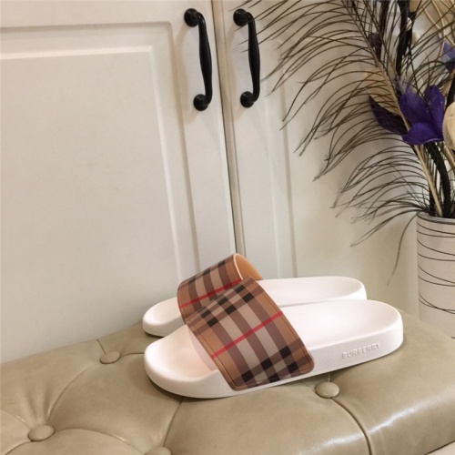 Cheap Burberry Slippers For Men #783688 Replica Wholesale [$46.00 USD] [ITEM#783688] on Replica Burberry Slippers