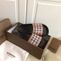 Cheap Burberry Slippers For Women #783698 Replica Wholesale [$46.00 USD] [ITEM#783698] on Replica Burberry Slippers