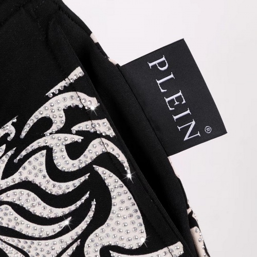 Cheap Philipp Plein PP Pants For Men #786239 Replica Wholesale [$41.00 USD] [ITEM#786239] on Replica Philipp Plein PP Pants